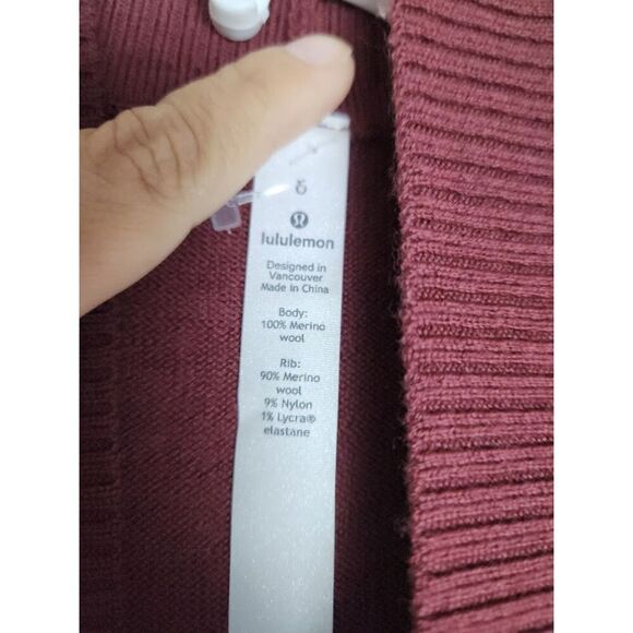Lululemon "Sit In Lotus" Burgunday Purple 100% Merino Wool Cardigan size 6 - Picture 10 of 10